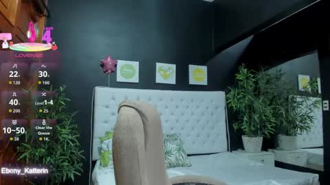 Snapshot of ebony_katterin chatting on 04.17.26 ebony_katterin online show from 04.17.26