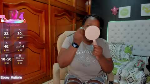 Snapshot of ebony_katterin chatting on 04.20.26 ebony_katterin online show from 04.20.26