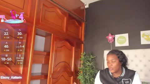 Snapshot of ebony_katterin chatting on 05.01.26 ebony_katterin online show from 05.01.26