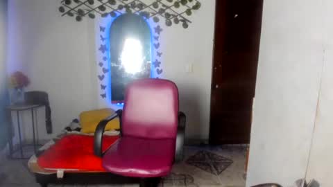 Snapshot of ebony_luna1 chatting on 07.16.26 ebony_luna1 online show from 07.16.26