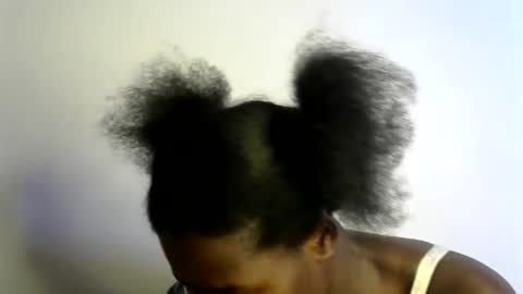 Snapshot of ebony_lynne chatting on 05.07.26 ebony_lynne online show from 05.07.26