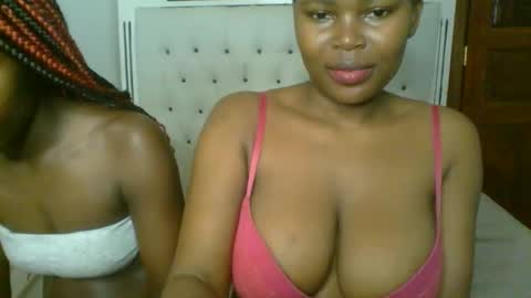 ebony_meeky online show from 10.06.25