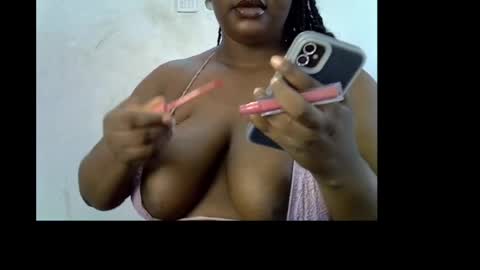 Snapshot of ebony_plumx12 chatting on 04.25.26 Prisy online show from 04.25.26