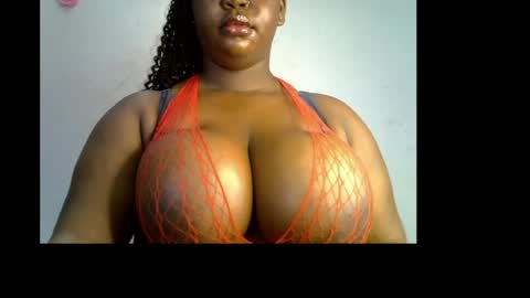 Snapshot of ebony_plumx12 chatting on 05.26.26 Prisy online show from 05.26.26