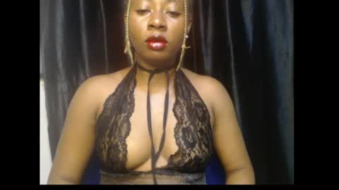 Snapshot of ebony_queenx chatting on 06.23.26 Queen online show from 06.23.26