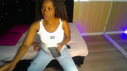 Snapshot of ebony_rizon chatting on 06.08.26 ebony_rizon online show from 06.08.26