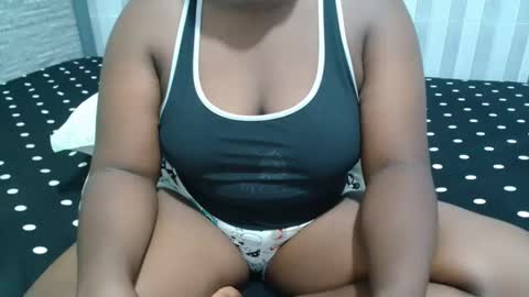 Snapshot of ebony_sabrina chatting on 01.06.26 Sabrina online show from 01.06.26