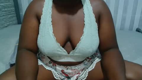 Snapshot of ebony_sabrina chatting on 01.13.26 Sabrina online show from 01.13.26