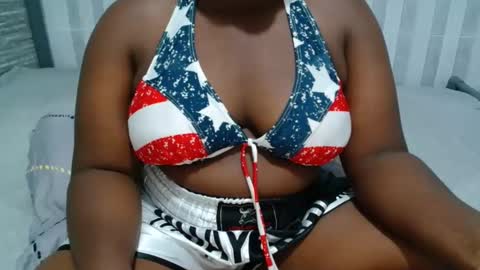 Snapshot of ebony_sabrina chatting on 04.23.26 Sabrina online show from 04.23.26