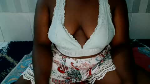 Snapshot of ebony_sabrina chatting on 06.30.26 Sabrina online show from 06.30.26