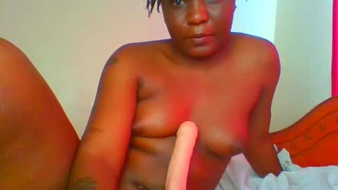 Snapshot of ebony_shan_ chatting on 07.02.26 Shanny online show from 07.02.26