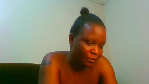 Snapshot of ebony_shan_ chatting on 07.09.26 Shanny online show from 07.09.26