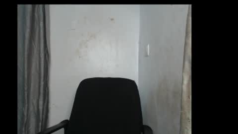 Snapshot of ebony_slimgirl3 chatting on 04.22.26 Ebony slimgirl3 online show from 04.22.26