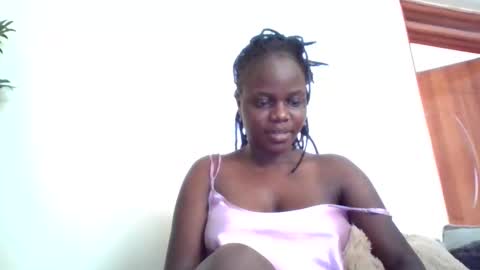 Snapshot of ebony_tasha chatting on 05.30.26 tasha online show from 05.30.26
