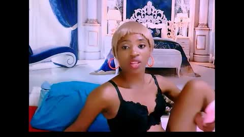 Snapshot of ebonycreamy69 chatting on 02.15.25 Nova online show from 02.15.25