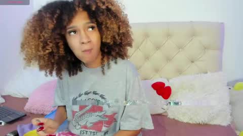 Snapshot of ebonygoddes03 chatting on 04.18.26 Queen Ebony online show from 04.18.26