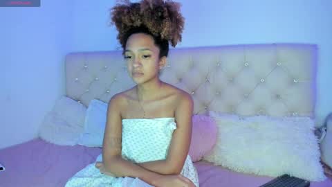 Snapshot of ebonygoddes03 chatting on 05.13.26 Queen Ebony online show from 05.13.26