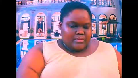 Snapshot of ebonyhotbuns4u2luv chatting on 06.01.26 ebonyhotbuns4u2luv online show from 06.01.26