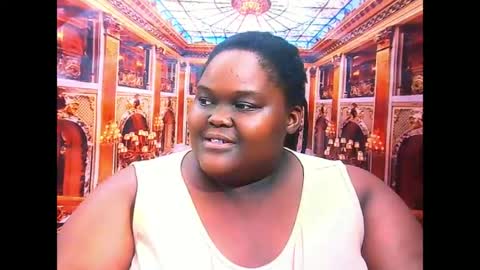Snapshot of ebonyhotbuns4u2luv chatting on 06.19.26 ebonyhotbuns4u2luv online show from 06.19.26