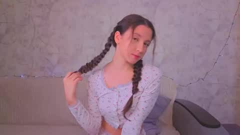 Milly online show from 12.18.25