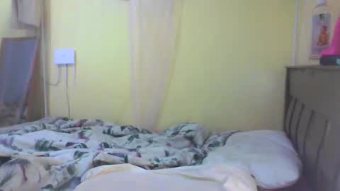 Ebonymuse2 online show from 03.18.26