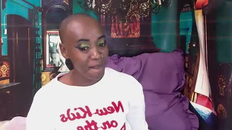 Snapshot of ebonyolive69 chatting on 06.13.26 Cindy online show from 06.13.26