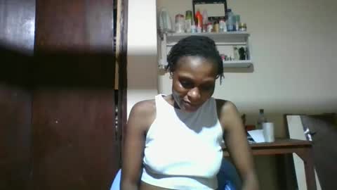 Snapshot of ebonyqueen4 chatting on 03.27.26 JACKLINE online show from 03.27.26