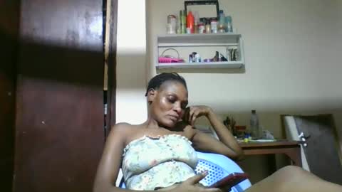 Snapshot of ebonyqueen4 chatting on 04.09.26 JACKLINE online show from 04.09.26