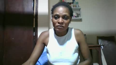 Snapshot of ebonyqueen4 chatting on 04.15.26 JACKLINE online show from 04.15.26