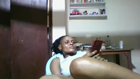 Snapshot of ebonyqueen4 chatting on 04.17.26 JACKLINE online show from 04.17.26