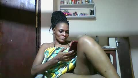 Snapshot of ebonyqueen4 chatting on 04.20.26 JACKLINE online show from 04.20.26