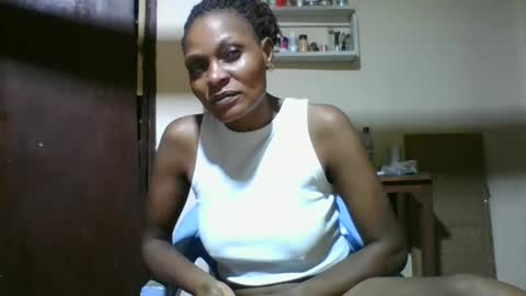 Snapshot of ebonyqueen4 chatting on 05.04.26 JACKLINE online show from 05.04.26