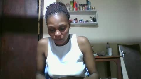 Snapshot of ebonyqueen4 chatting on 05.10.26 JACKLINE online show from 05.10.26