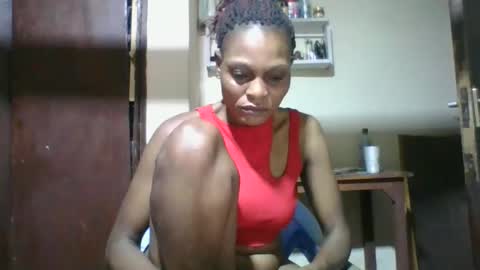 Snapshot of ebonyqueen4 chatting on 05.11.26 JACKLINE online show from 05.11.26