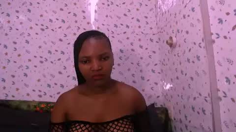 Snapshot of ebonysativa chatting on 04.02.26 ebonysativa online show from 04.02.26