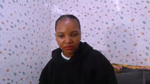 Snapshot of ebonysativa chatting on 04.23.26 ebonysativa online show from 04.23.26