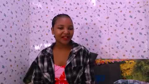 Snapshot of ebonysativa chatting on 04.29.26 ebonysativa online show from 04.29.26