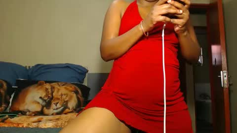 Snapshot of ebonyseductresx chatting on 05.17.26 ebonyseductresx online show from 05.17.26