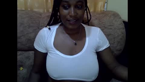 Snapshot of ebonysk chatting on 06.05.26 pretty online show from 06.05.26