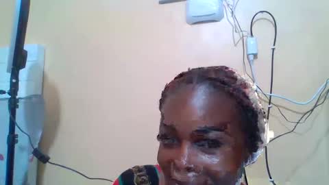 Snapshot of ebonytanqueen chatting on 11.28.25 ebonytanqueen online show from 11.28.25