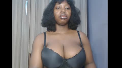 Snapshot of ebonyx_dripqueen chatting on 04.18.26 Loveth online show from 04.18.26