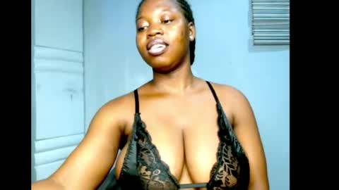 Snapshot of ebonyx_dripqueen chatting on 05.28.26 Loveth online show from 05.28.26