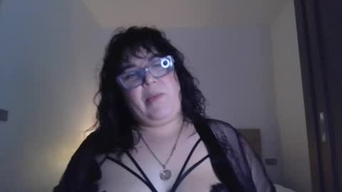 Snapshot of echo_dust chatting on 05.17.26 echo_dust online show from 05.17.26