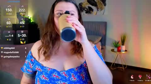 Snapshot of edalyn_af chatting on 10.08.25      online show from 10.08.25