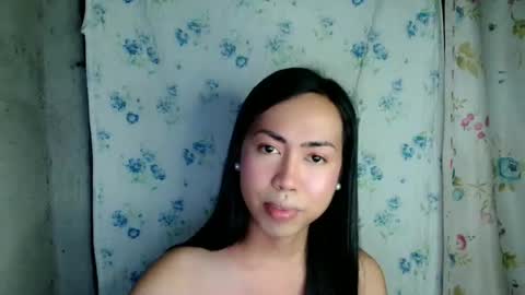 eddfox001 online show from 04.17.26