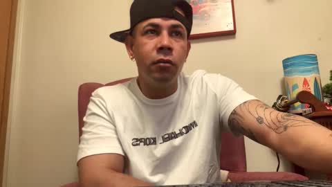 eddgarzay08 online show from 04.13.26