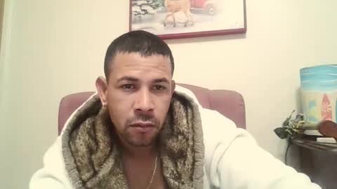 eddgarzay08 online show from 04.23.26