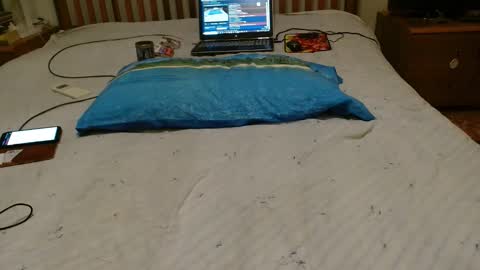 Snapshot of eddy_1968 chatting on 12.04.25 eddy_1968 online show from 12.04.25