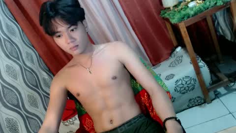 Snapshot of edelcum_xx chatting on 02.10.25 edelcum_xx online show from 02.10.25