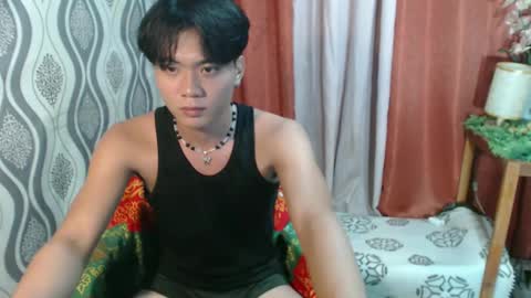 Snapshot of edelcum_xx chatting on 02.12.25 edelcum_xx online show from 02.12.25